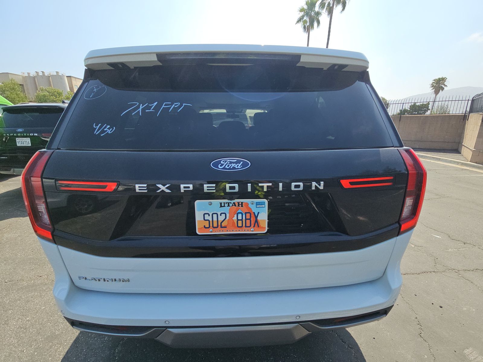 FORD EXPEDITION - 6