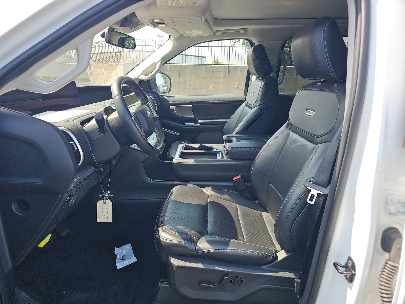 FORD EXPEDITION - 8