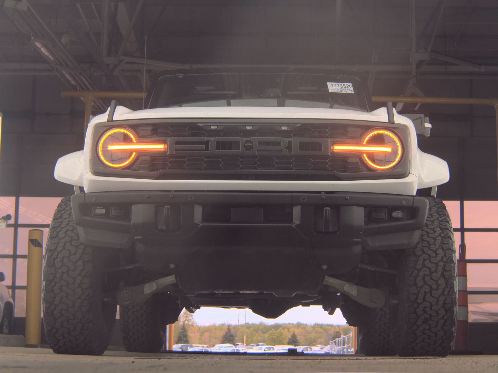 FORD BRONCO - 4