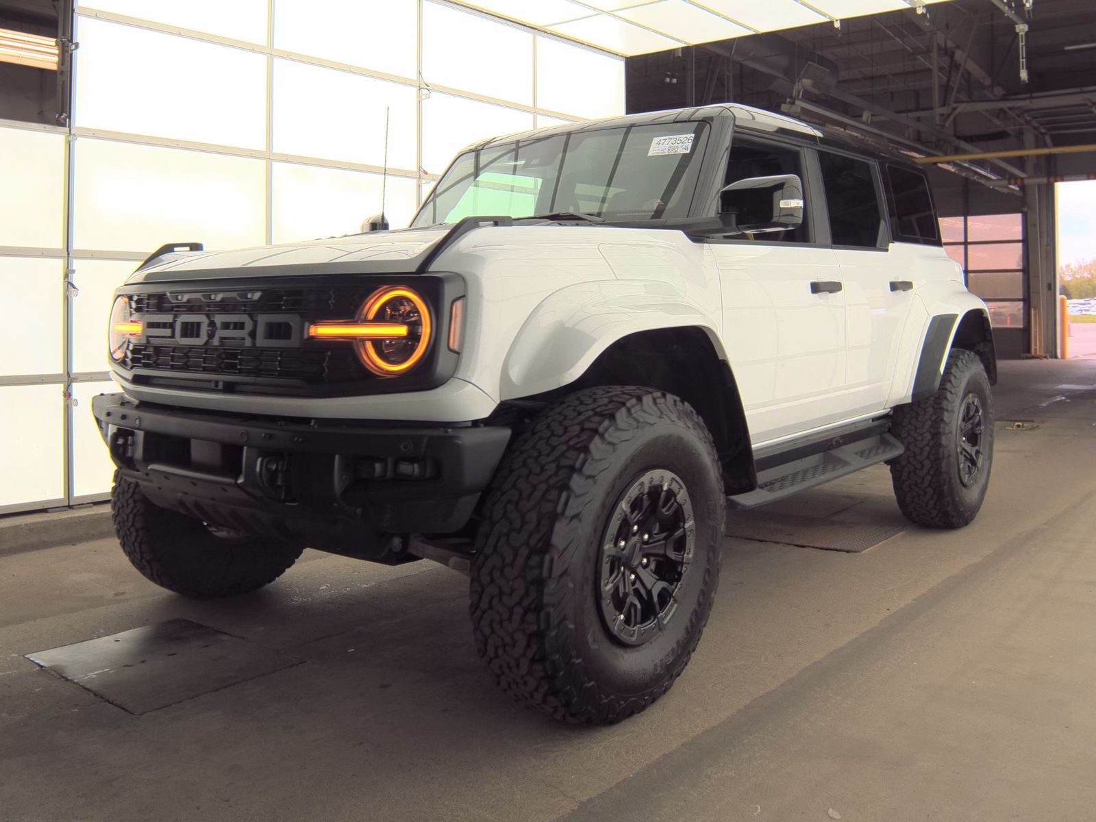 FORD BRONCO - 1