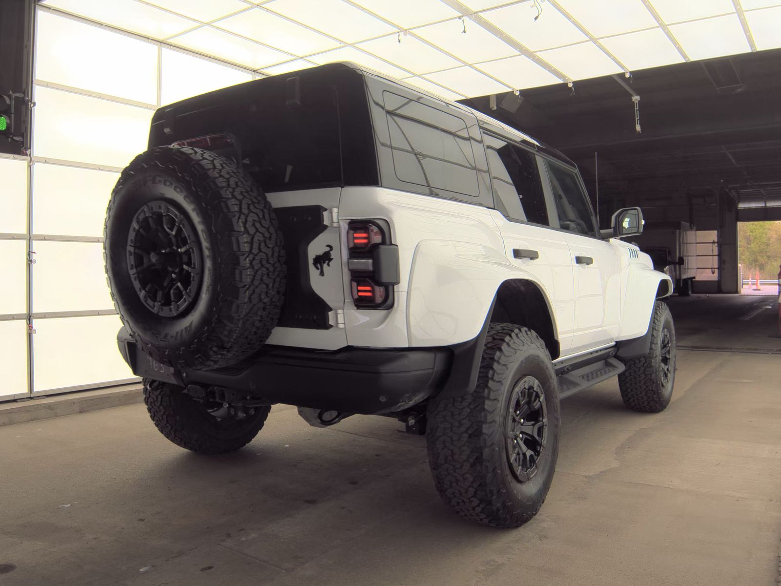 FORD BRONCO - 6