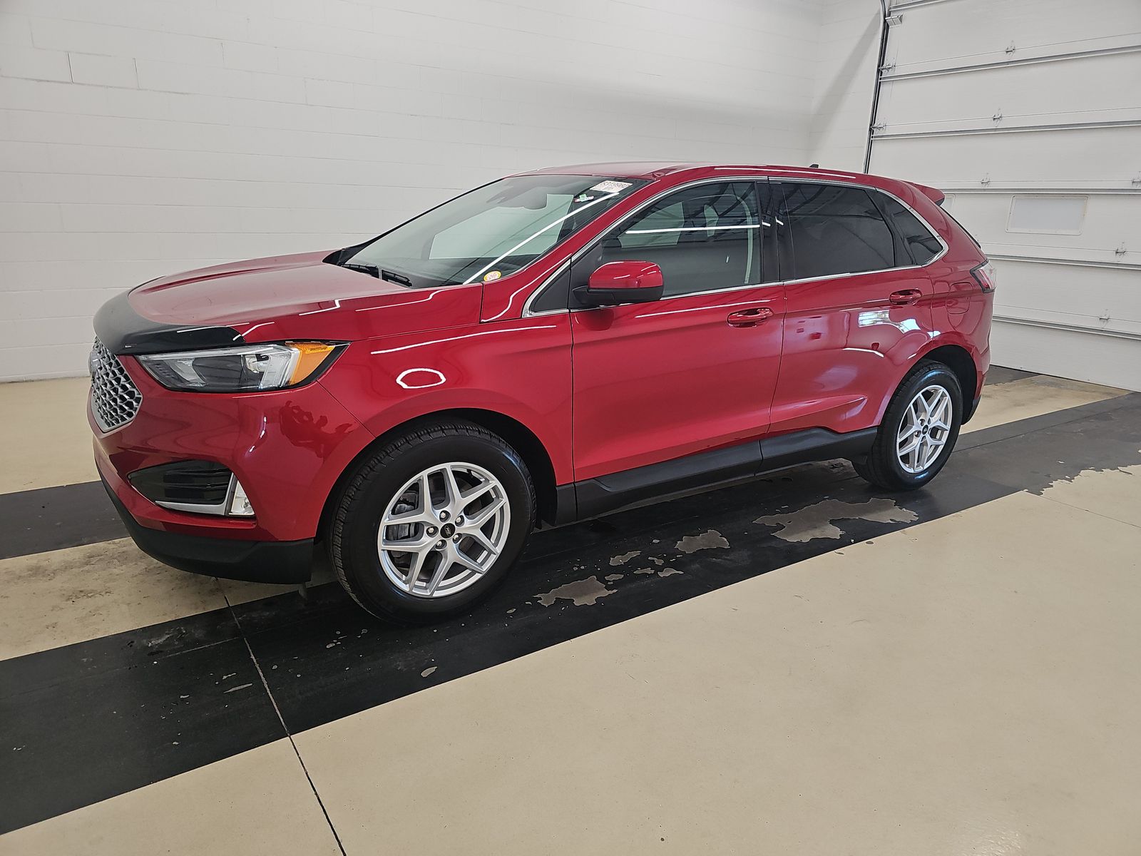2024 Ford Edge SEL AWD's photo