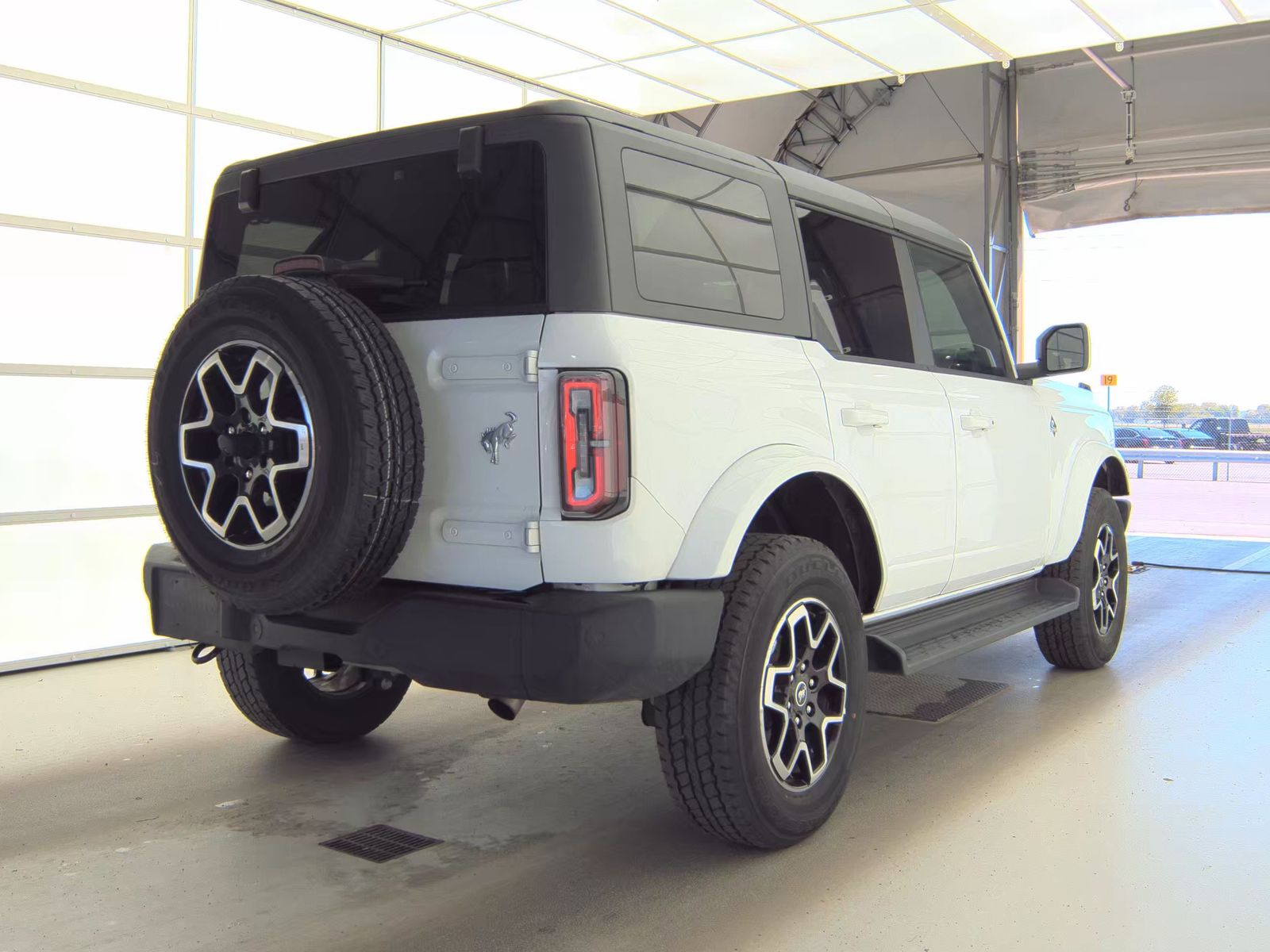 FORD BRONCO - 6