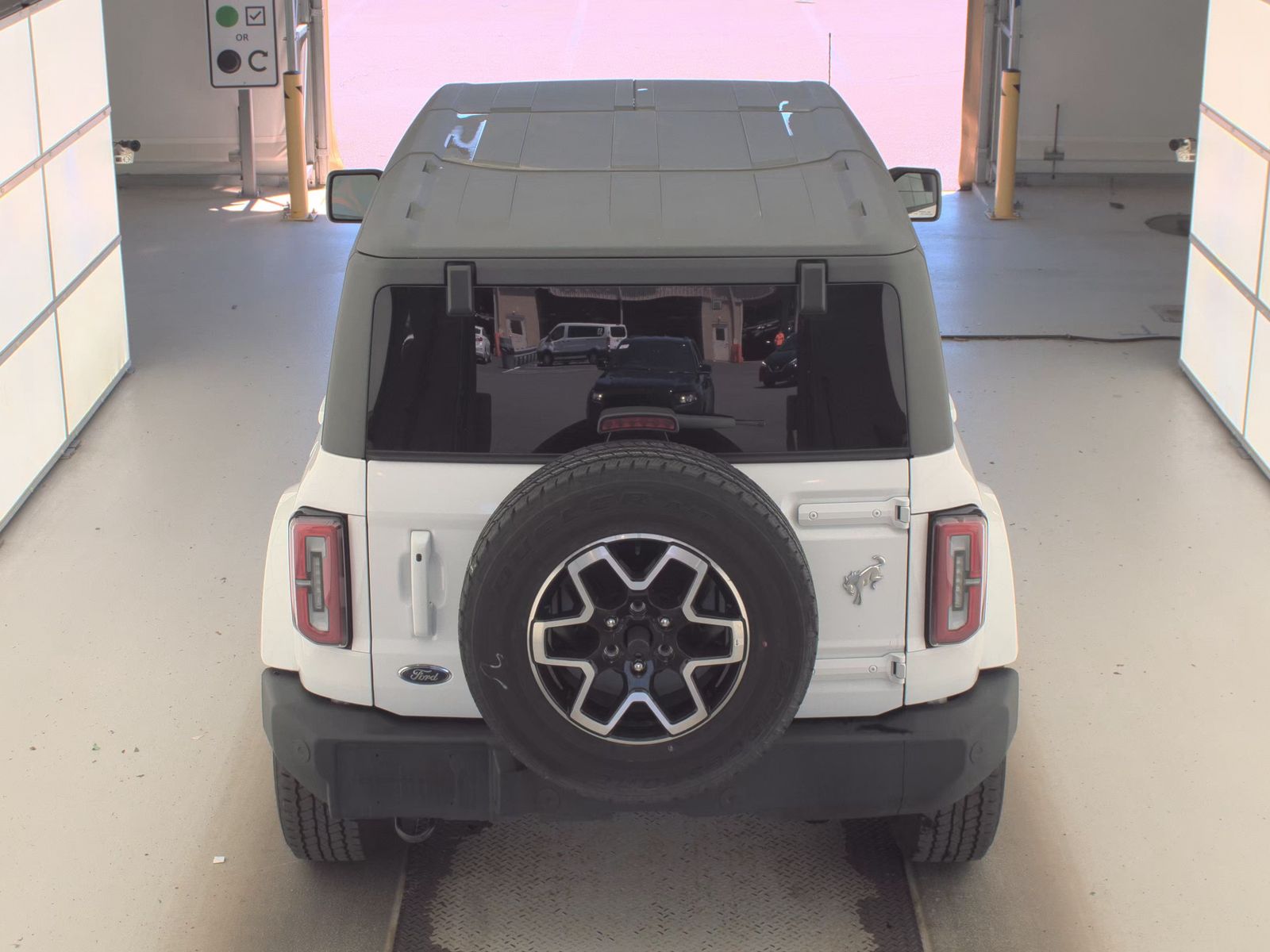 FORD BRONCO - 7
