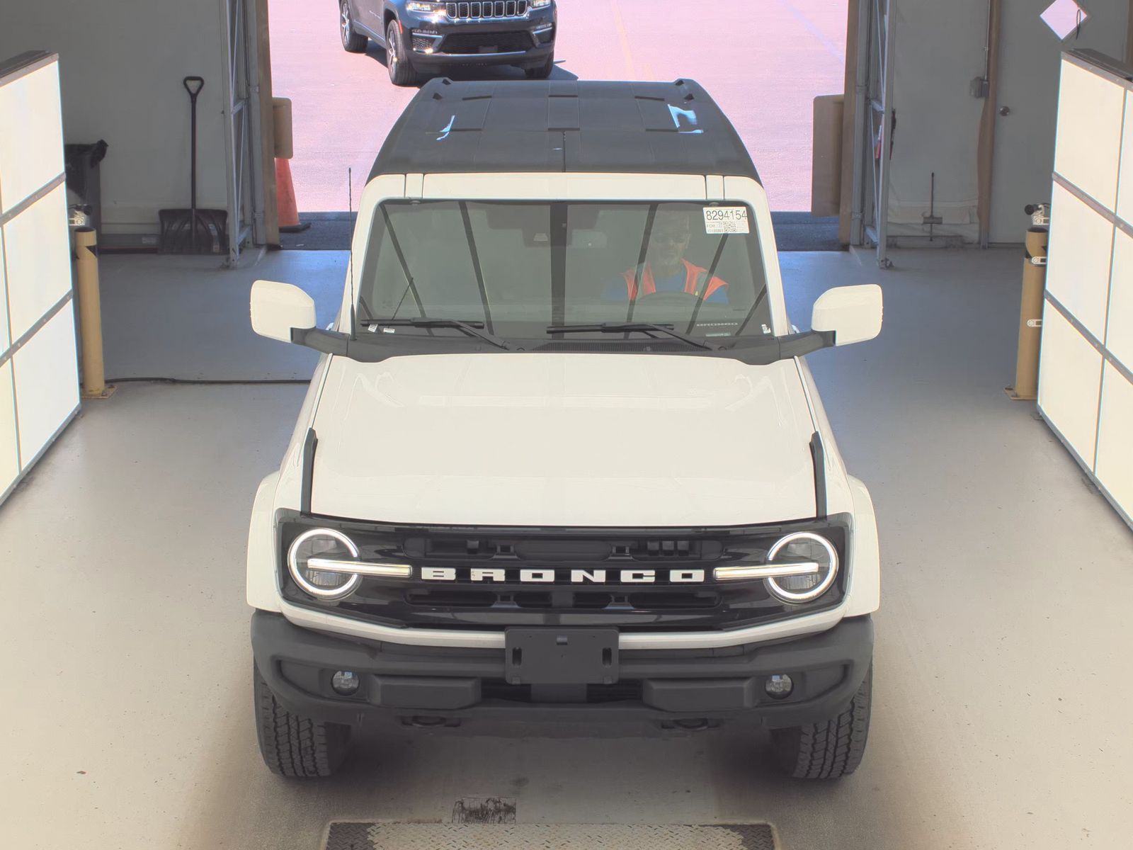 FORD BRONCO - 3