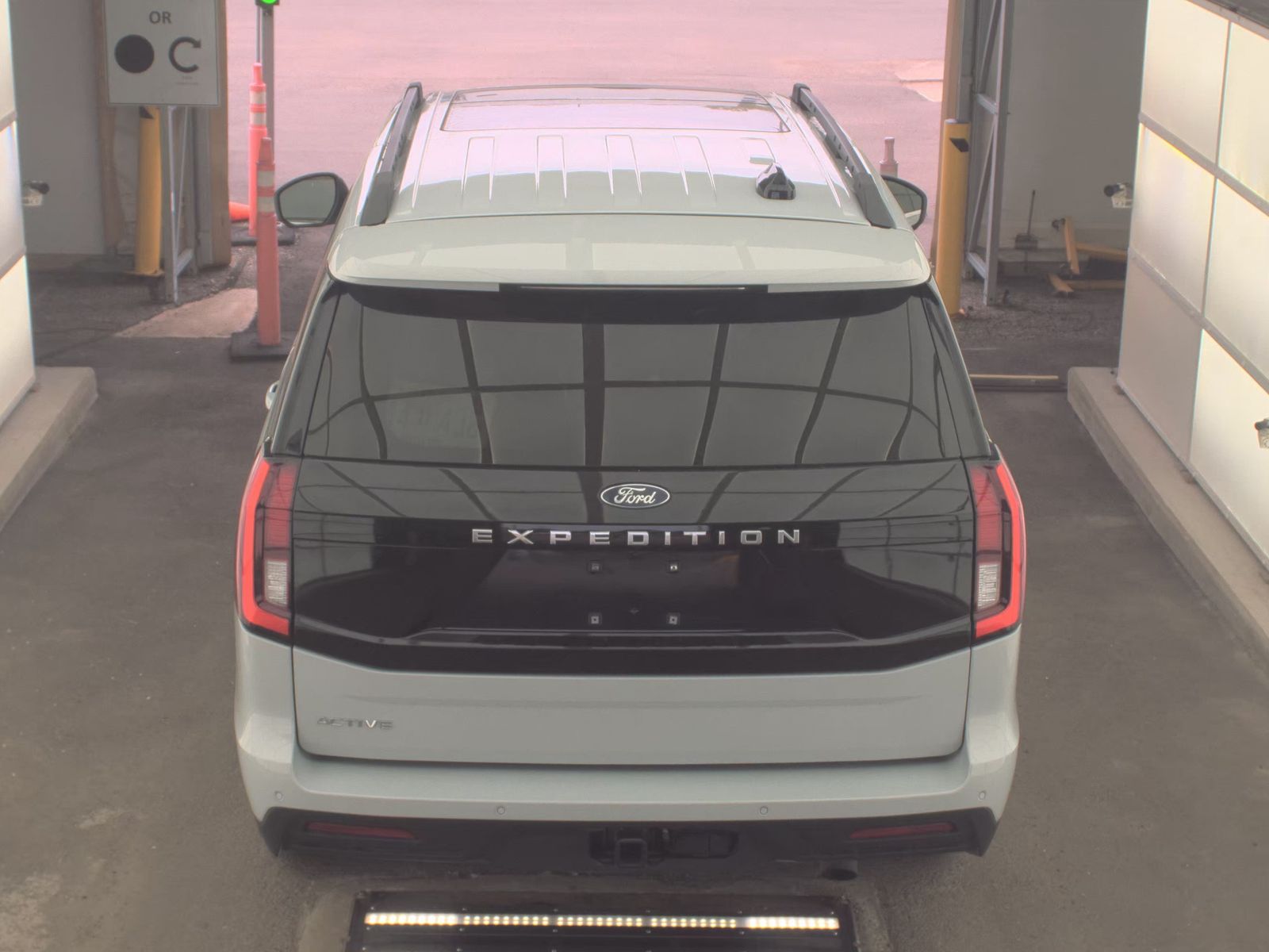 FORD EXPEDITION - 7