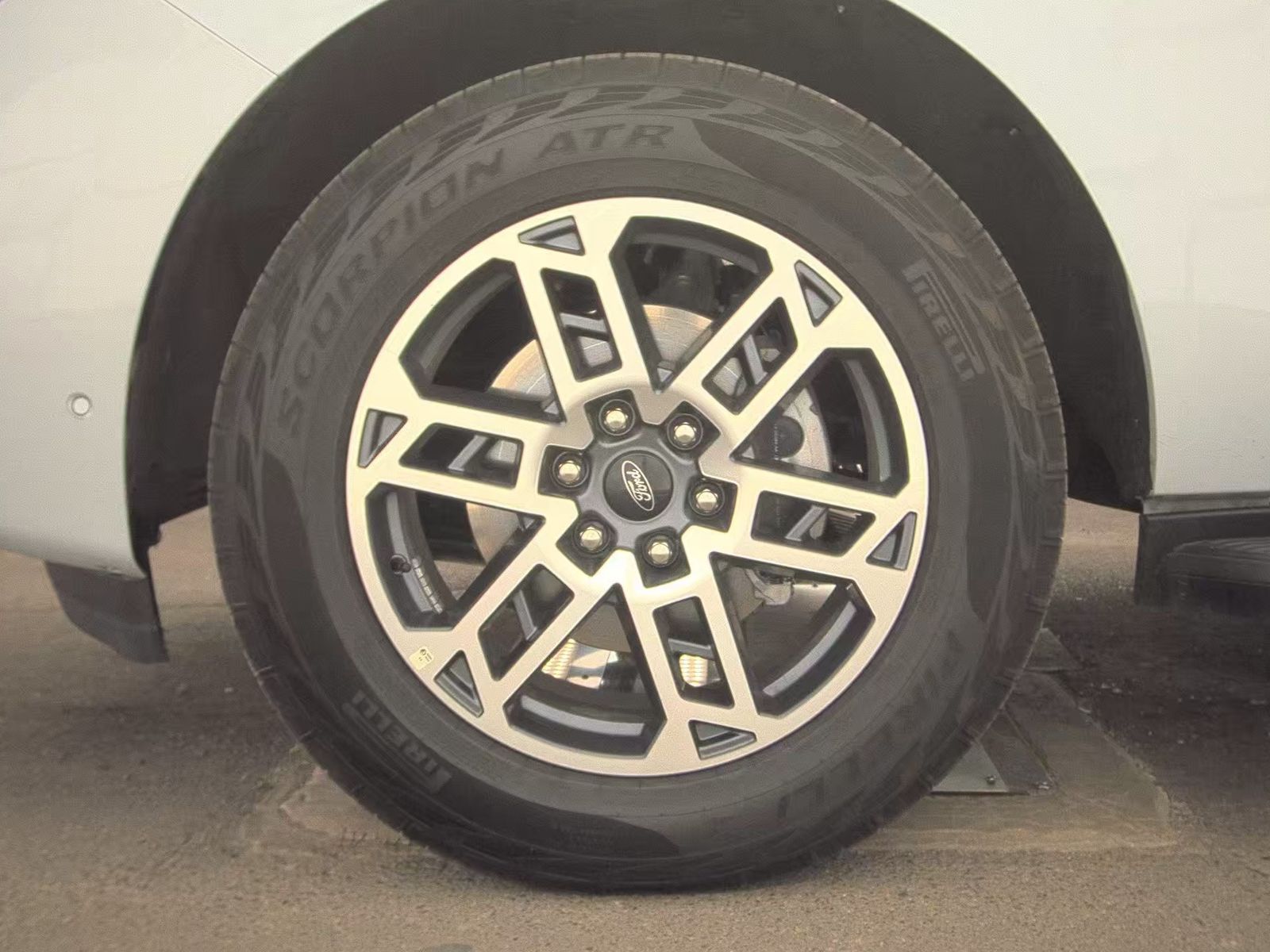 FORD EXPEDITION - 10