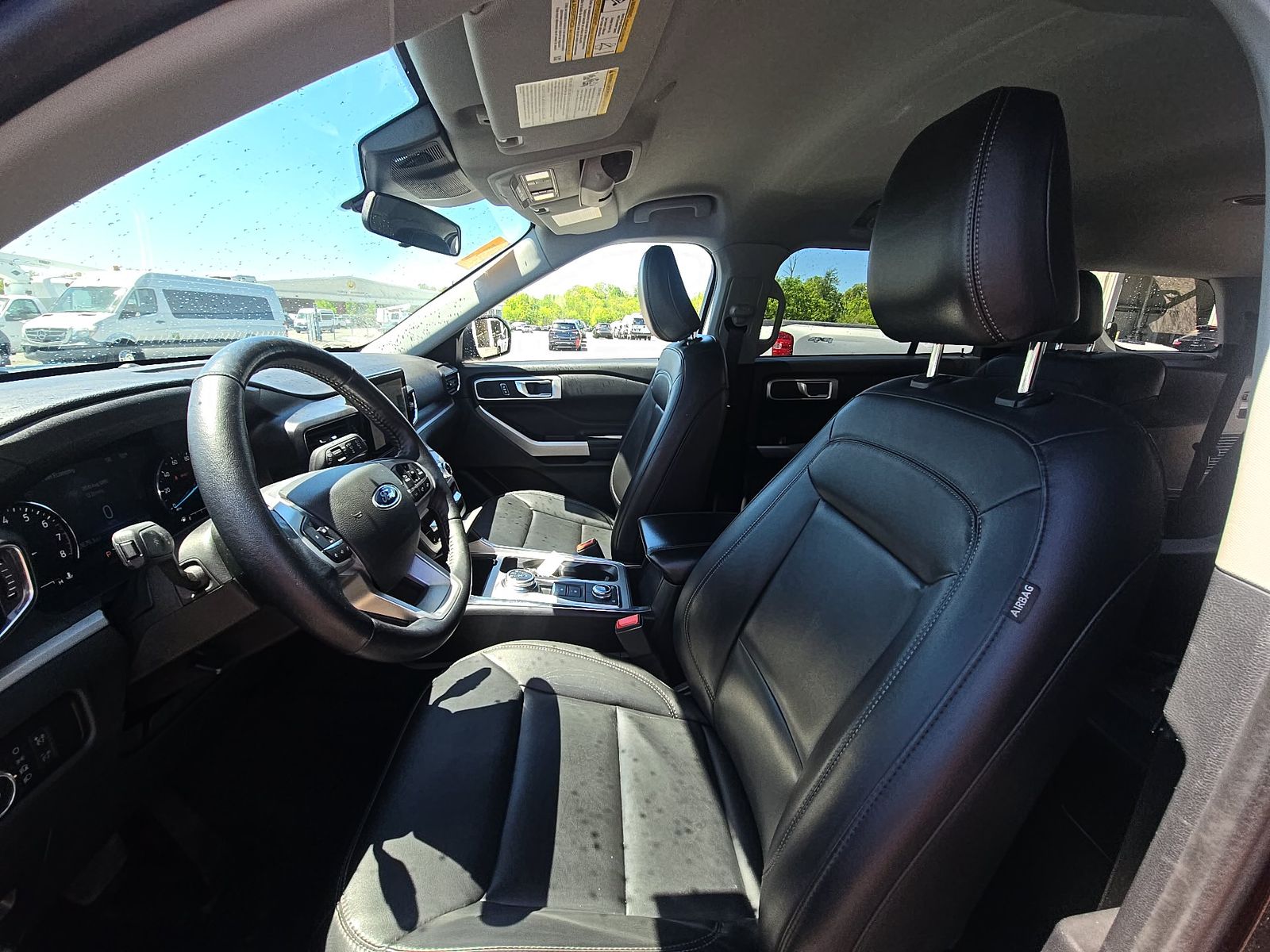 2022 Ford Explorer XLT AWD