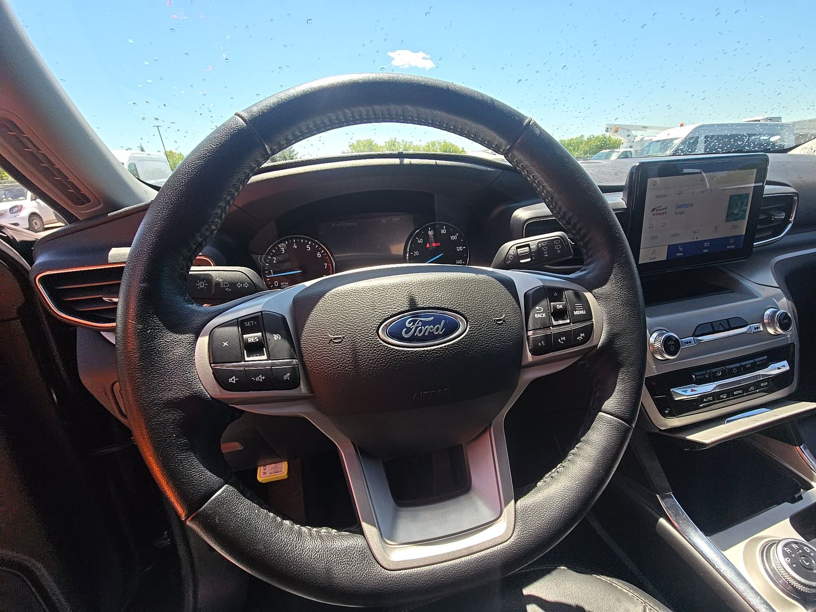 2022 Ford Explorer XLT AWD