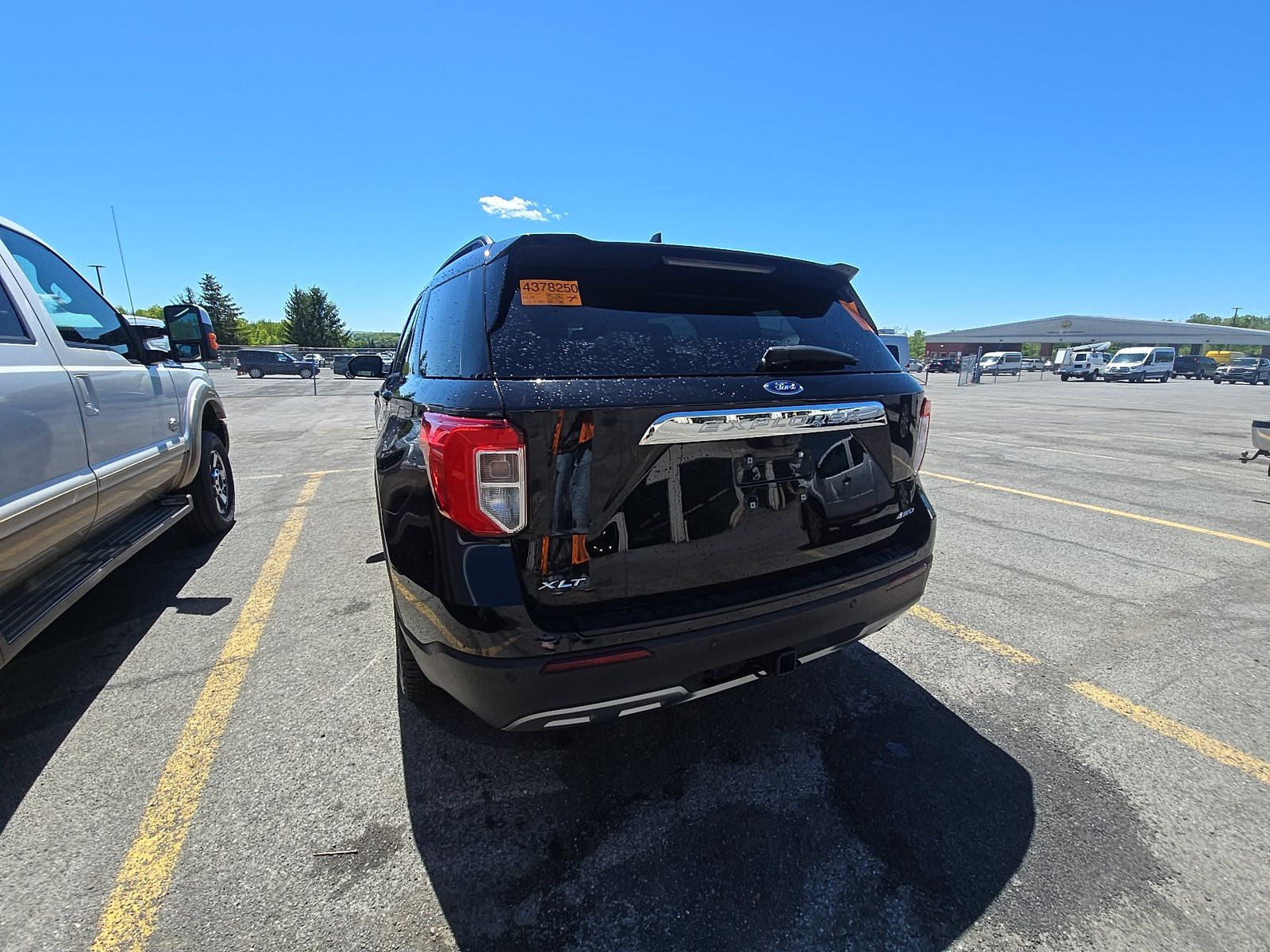 2022 Ford Explorer XLT AWD