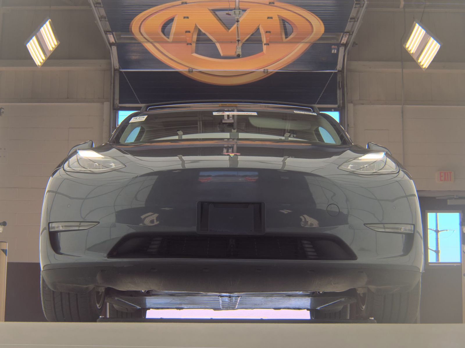 TESLA MODEL Y - 4
