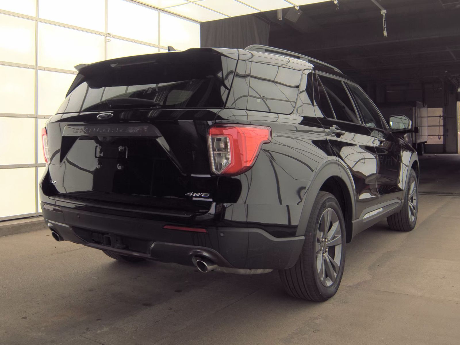 FORD EXPLORER - 6
