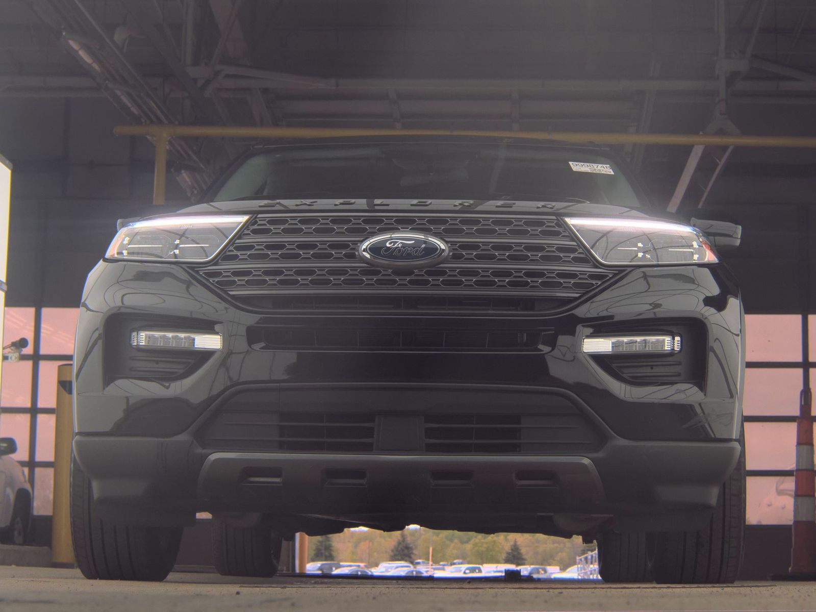 FORD EXPLORER - 4