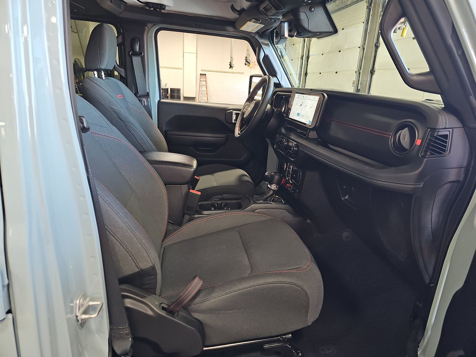 2024 Jeep Wrangler Rubicon AWD