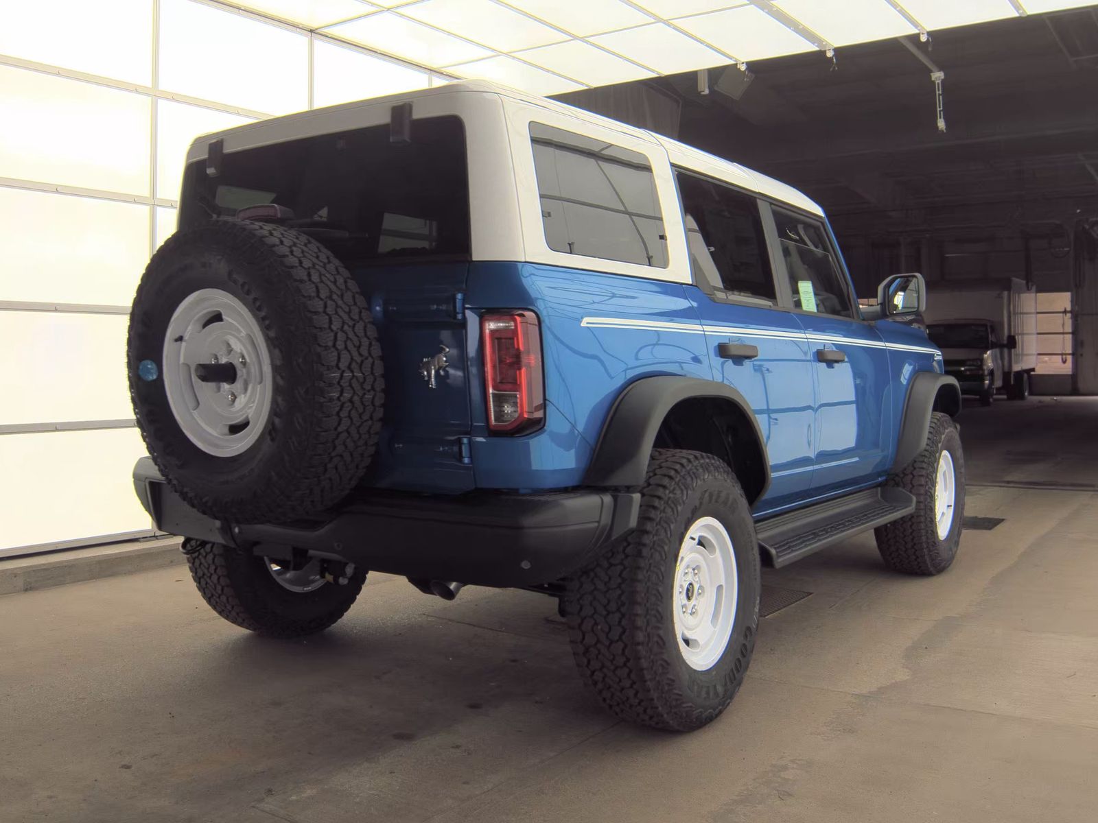 FORD BRONCO - 6