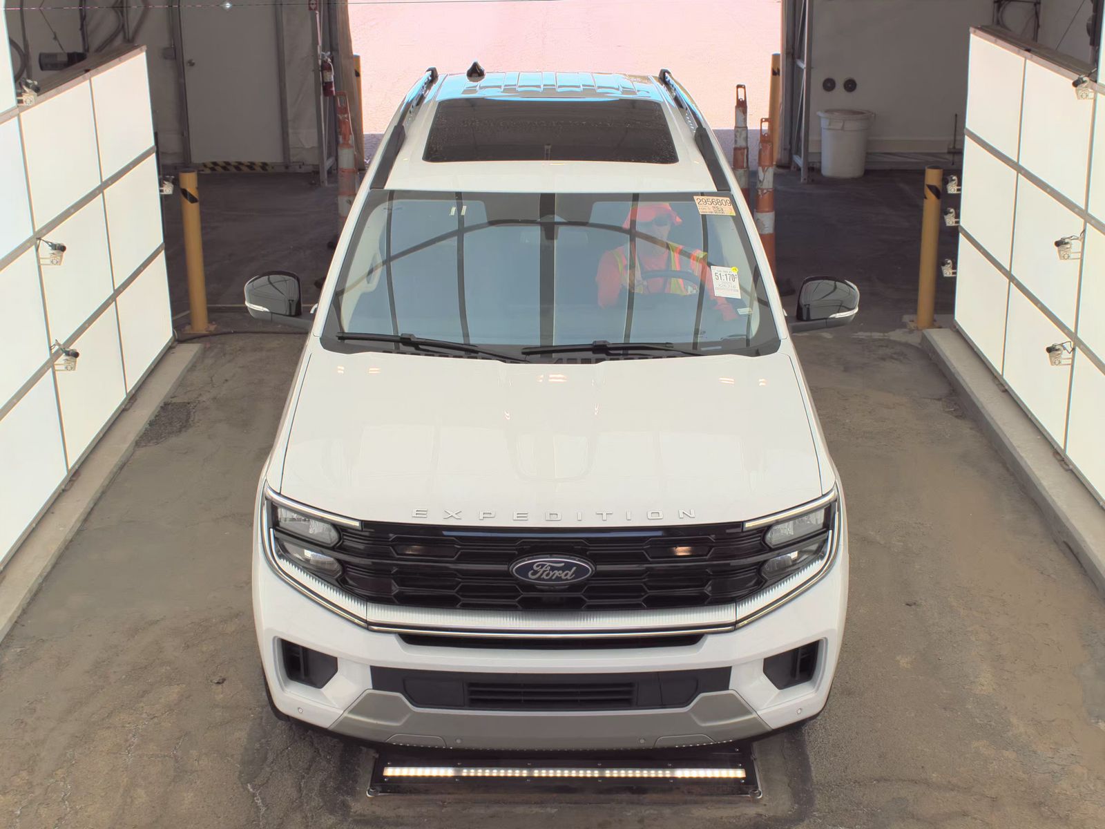 FORD EXPEDITION - 3