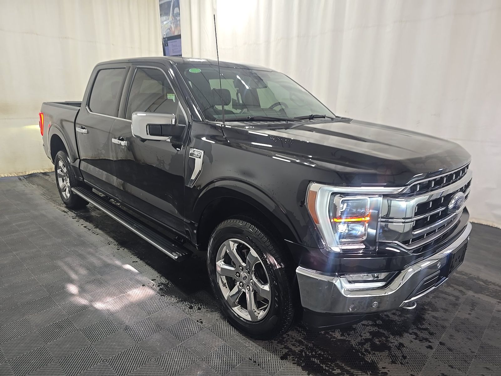 FORD F-150 - 4