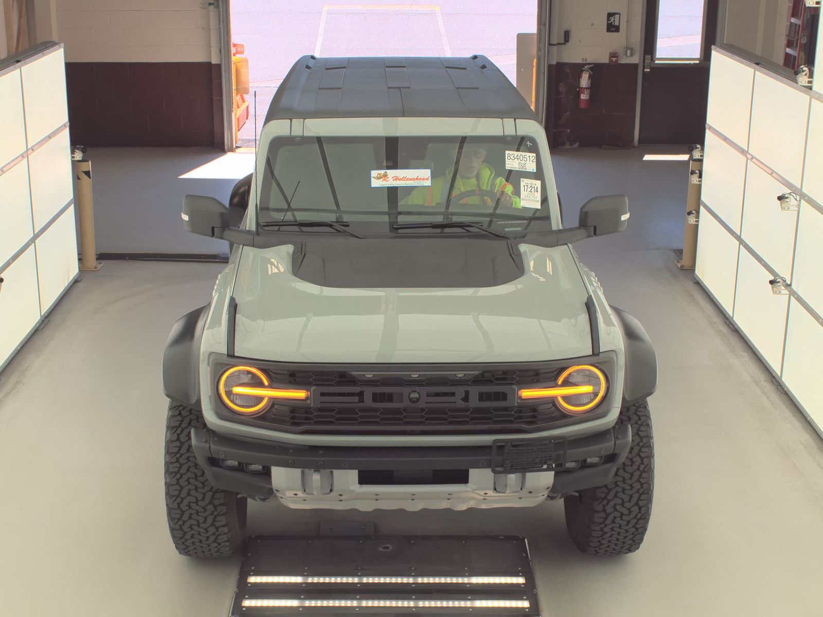 FORD BRONCO - 3