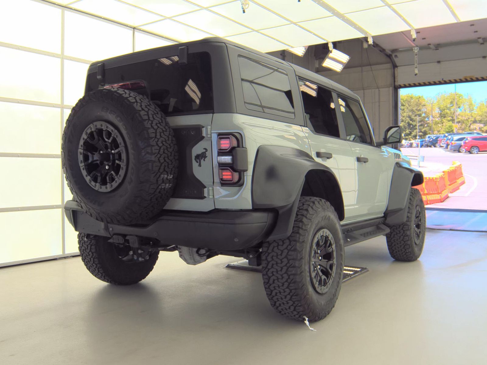 FORD BRONCO - 6