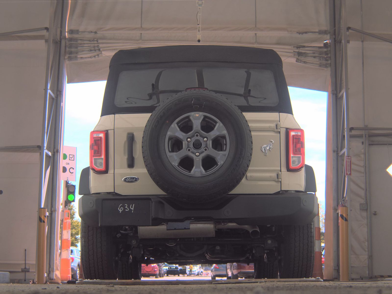 FORD BRONCO - 8