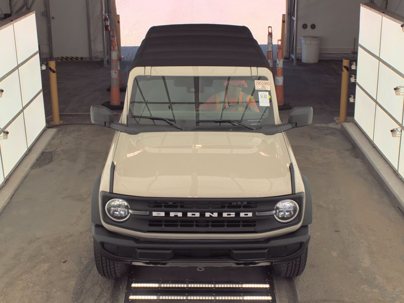 FORD BRONCO - 3