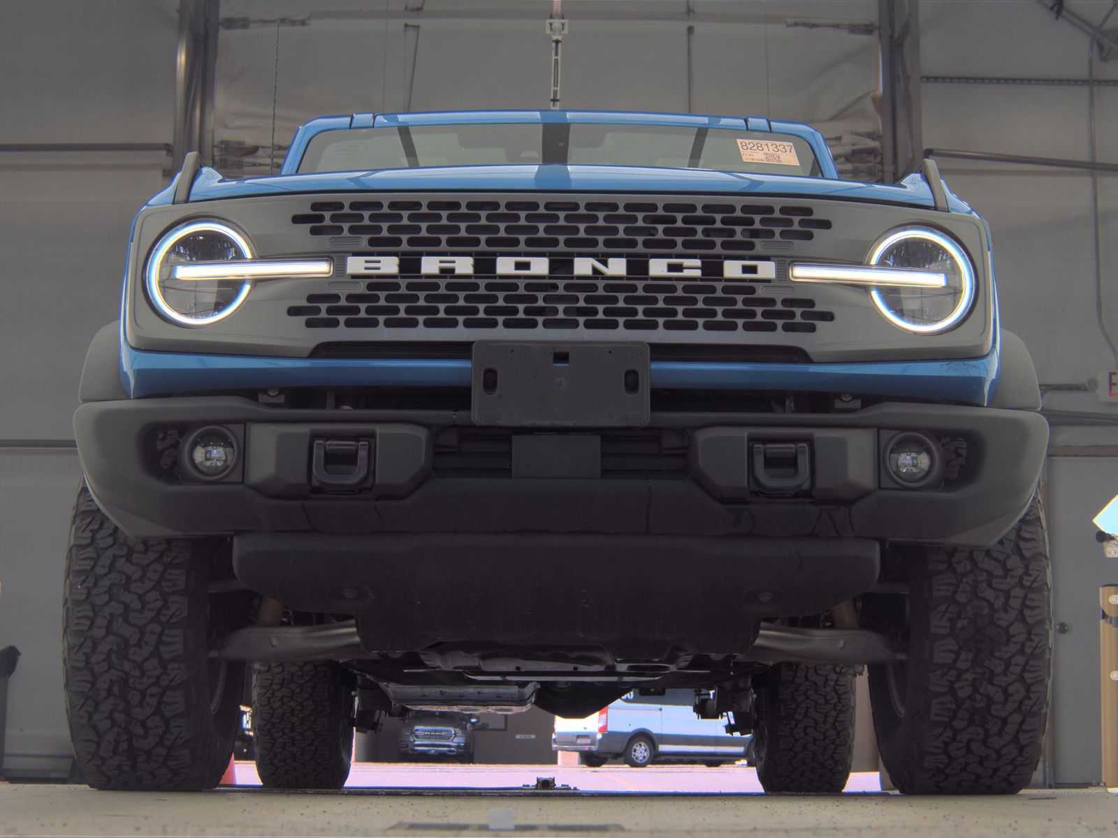 FORD BRONCO - 4