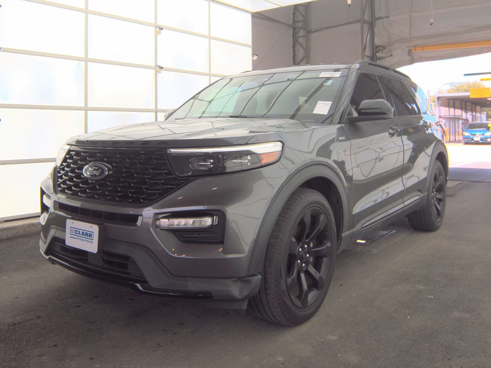FORD EXPLORER - 1
