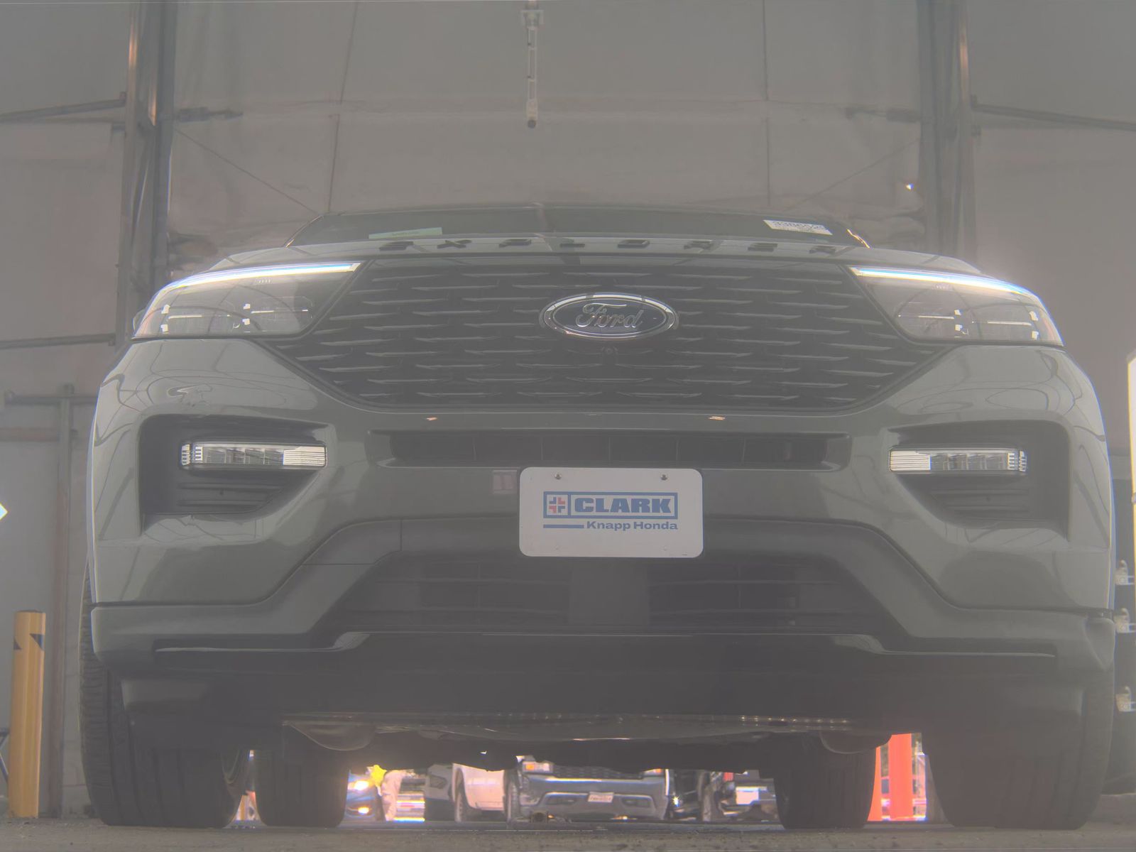 FORD EXPLORER - 4