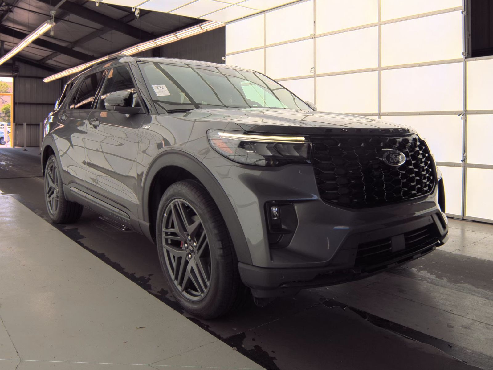 FORD EXPLORER - 5
