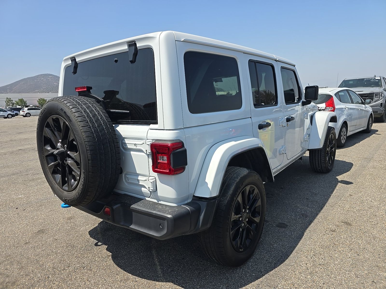 2024 Jeep Wrangler 4xe Sahara AWD