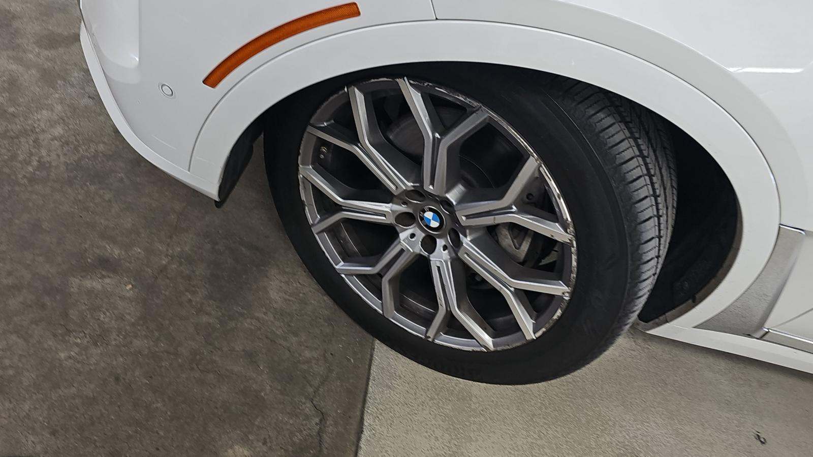 2023 BMW X7 xDrive40i AWD