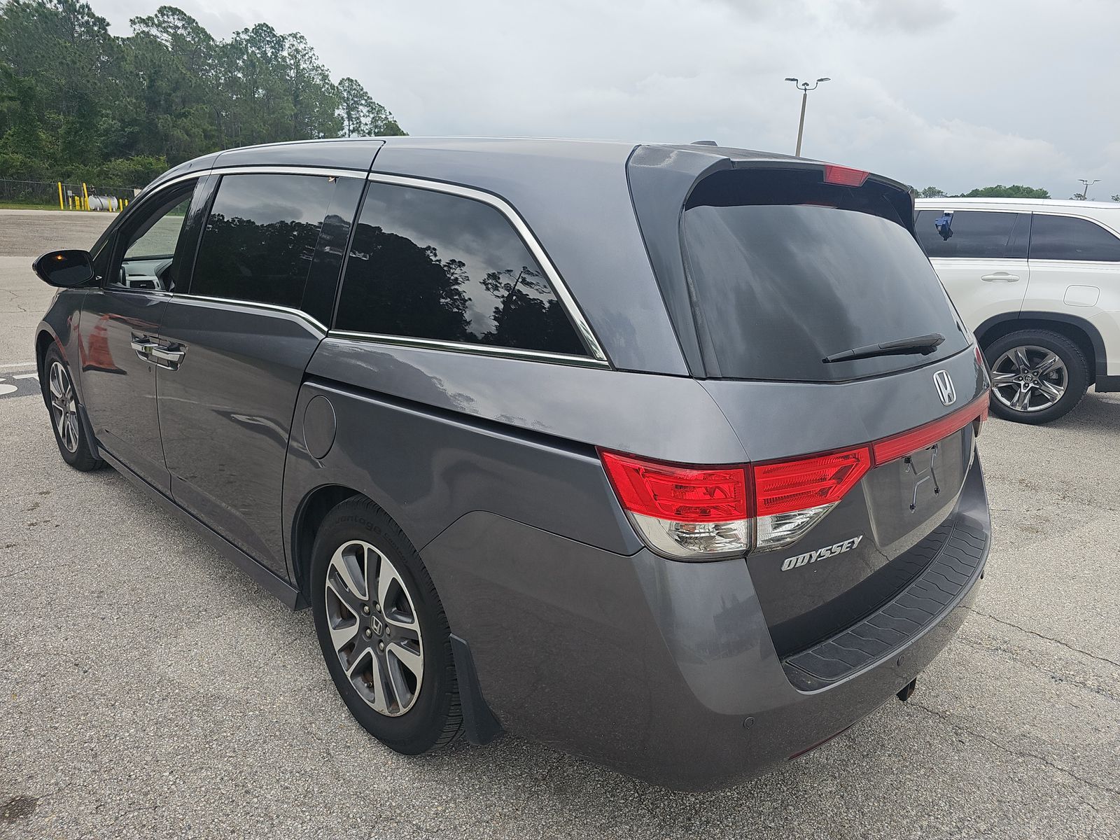 2016 Honda Odyssey Touring Elite FWD