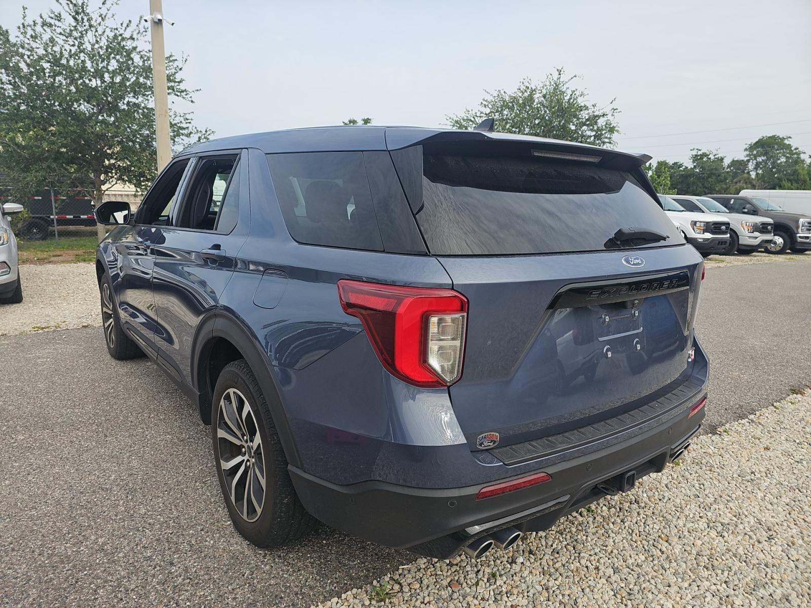 FORD EXPLORER - 4