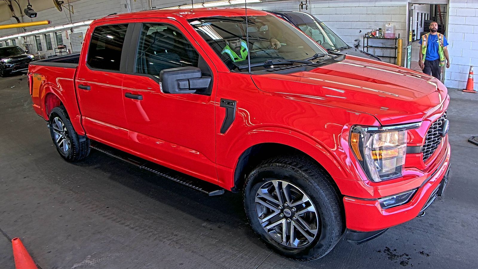 FORD F-150 - 4