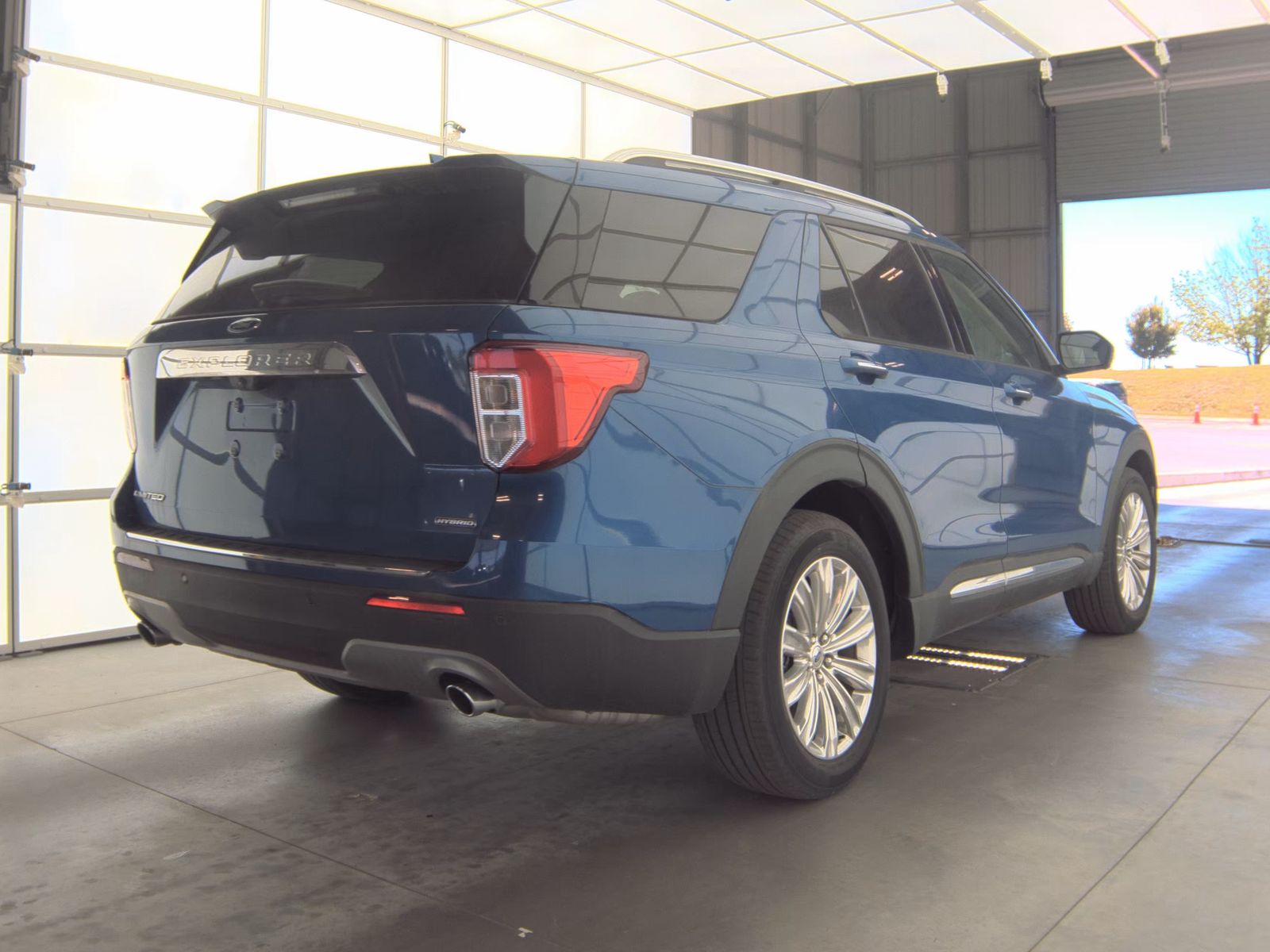 FORD EXPLORER - 6