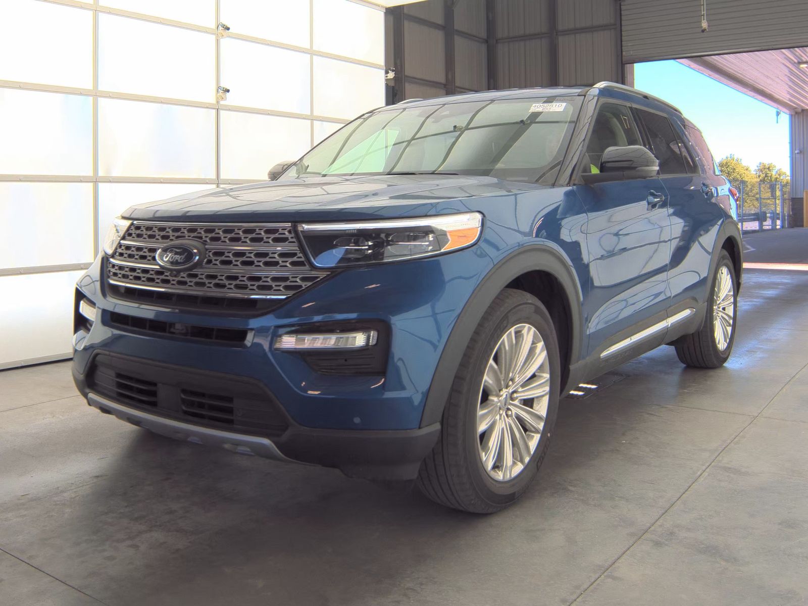 FORD EXPLORER - 1