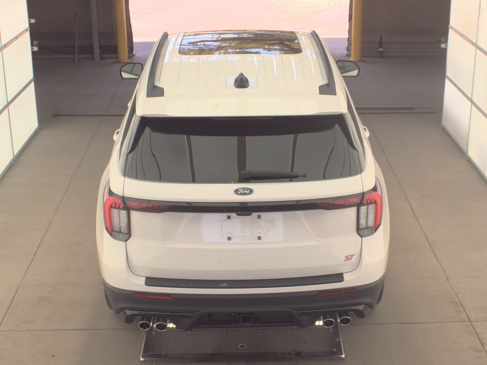 FORD EXPLORER - 7