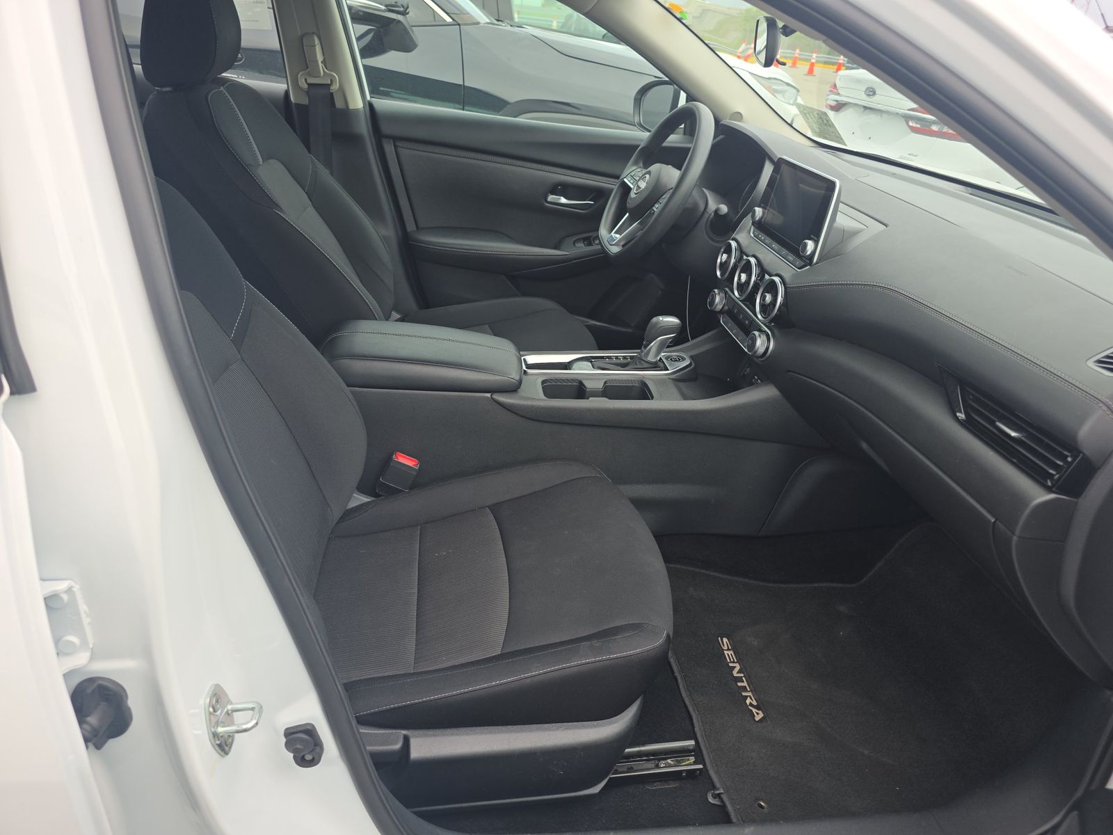 NISSAN SENTRA - 9