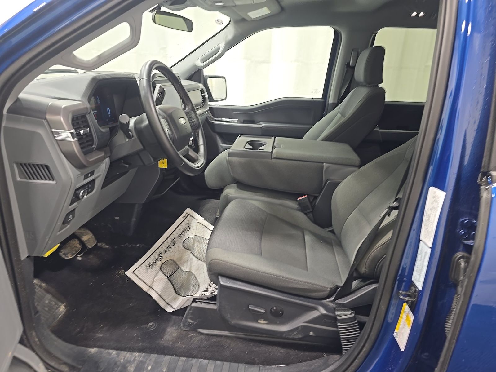 FORD F-150 - 8