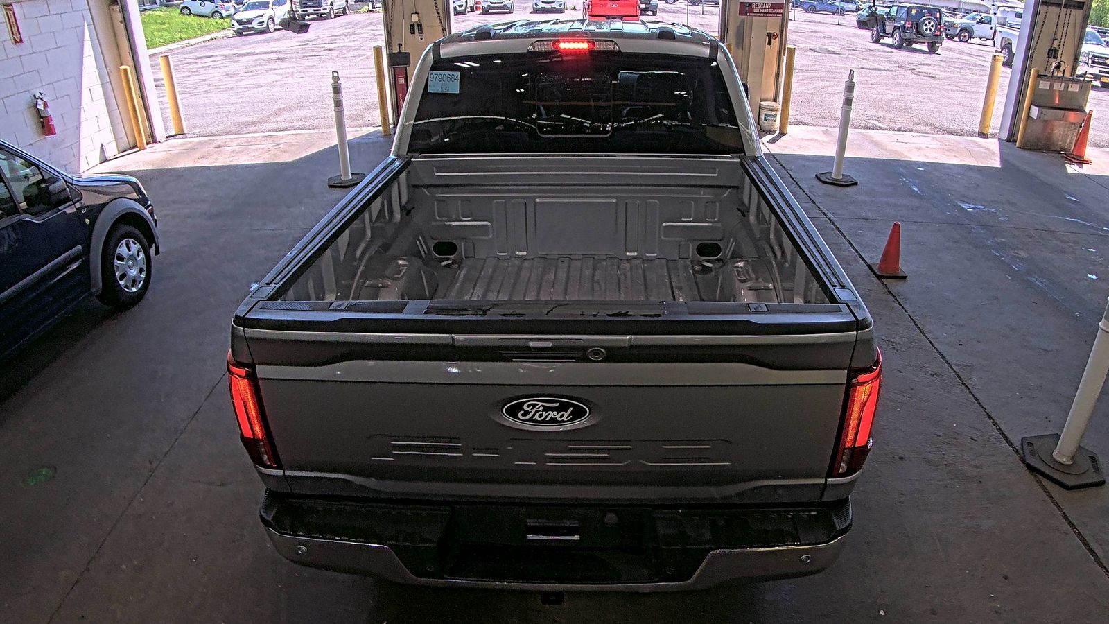 FORD F-150 - 6