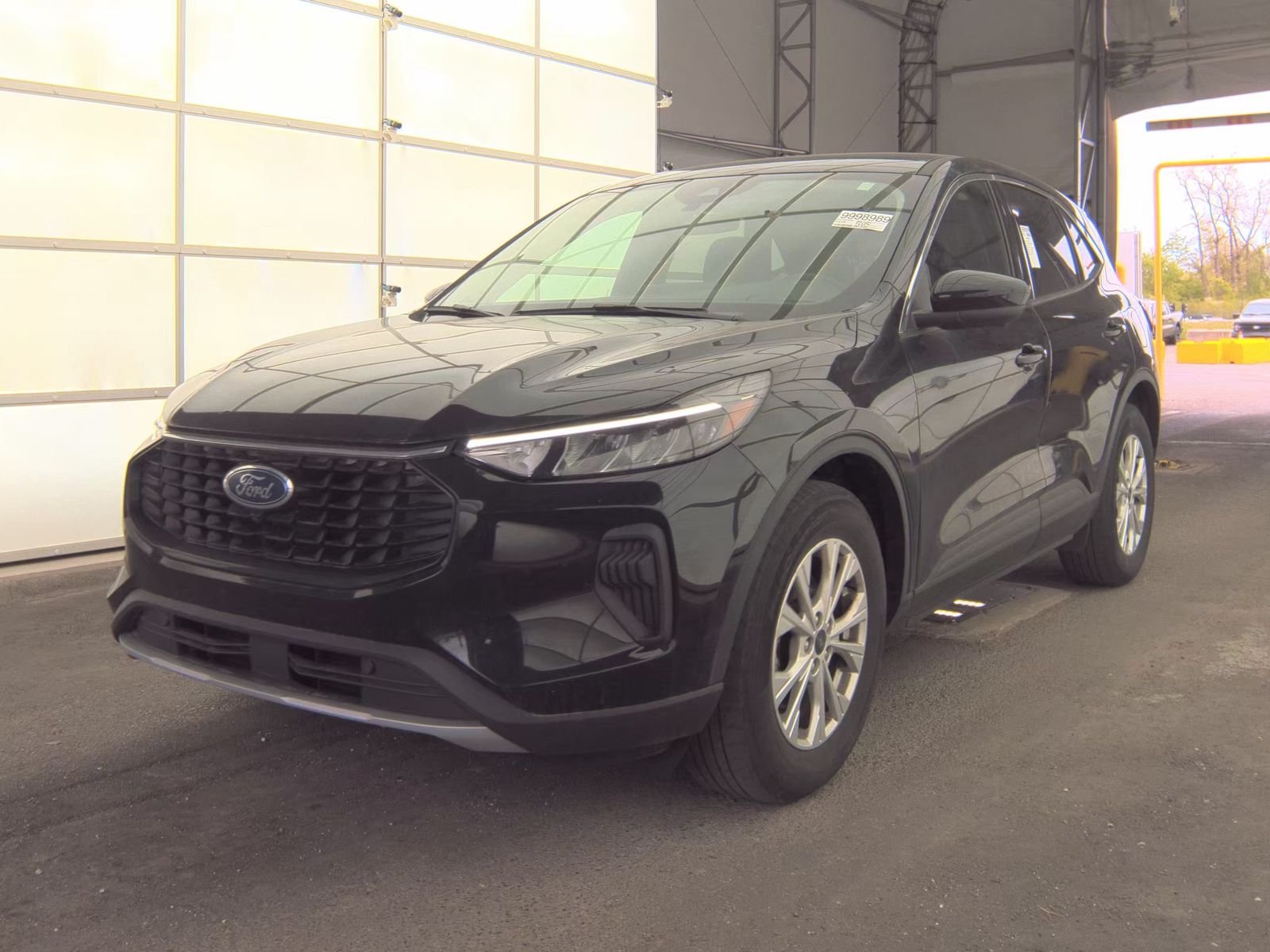 FORD ESCAPE - 1