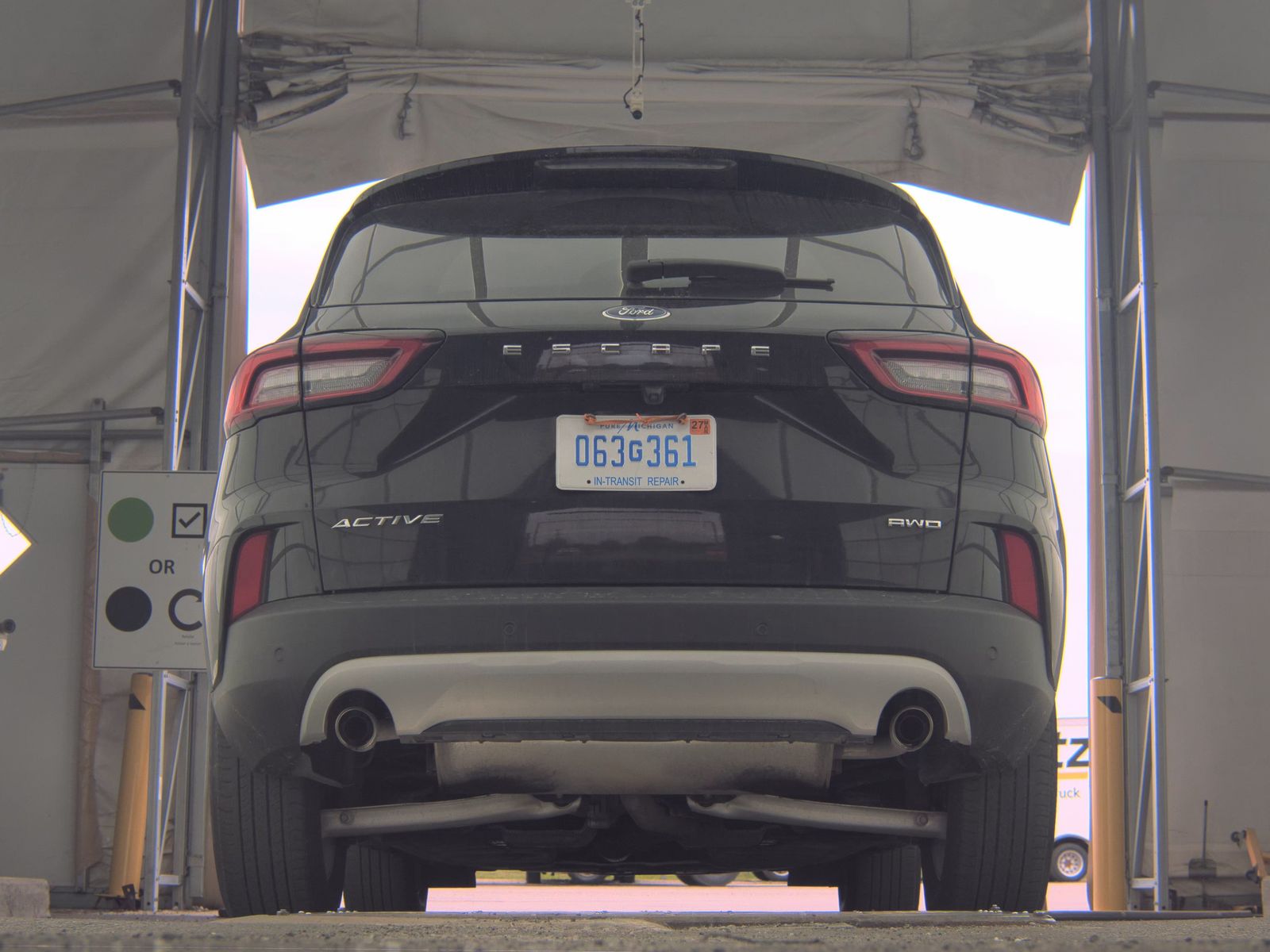 FORD ESCAPE - 8