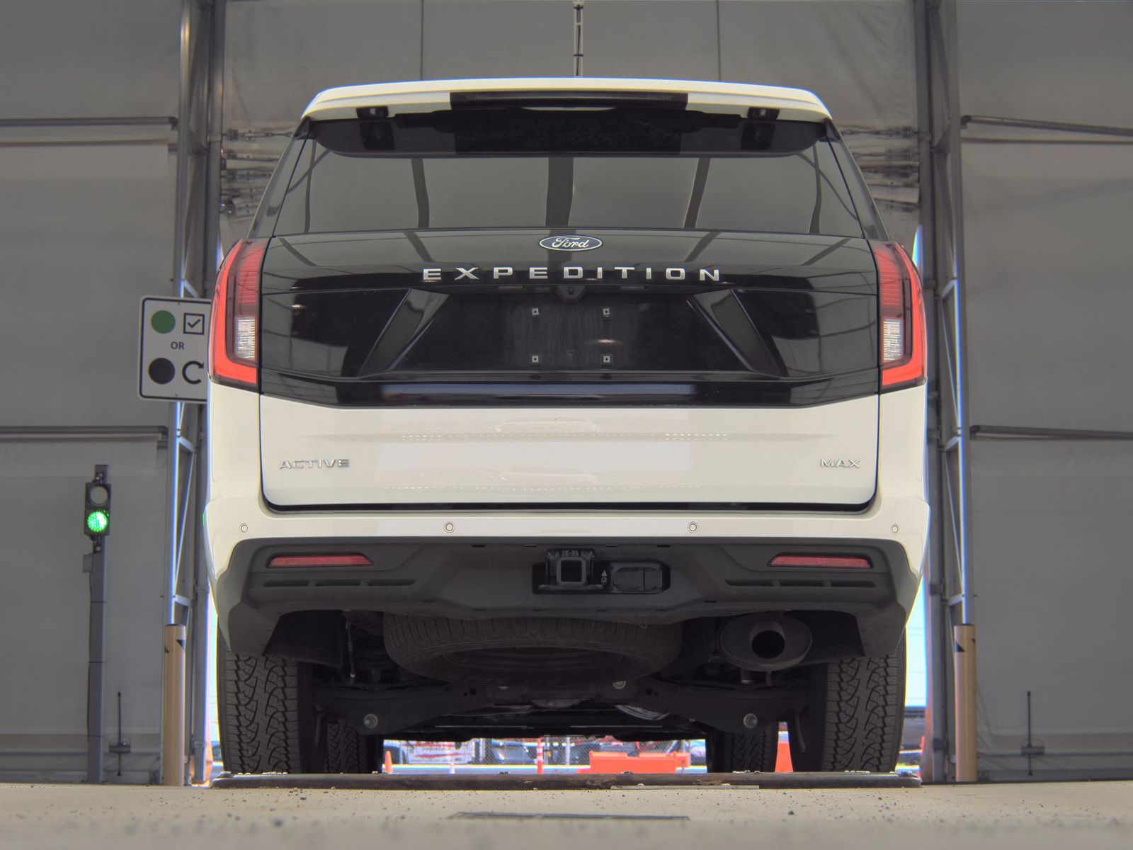 FORD EXPEDITION MAX - 8