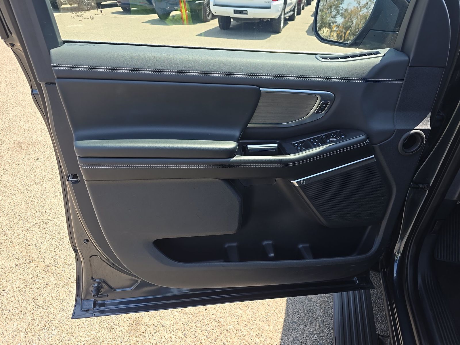 FORD EXPEDITION MAX - 10