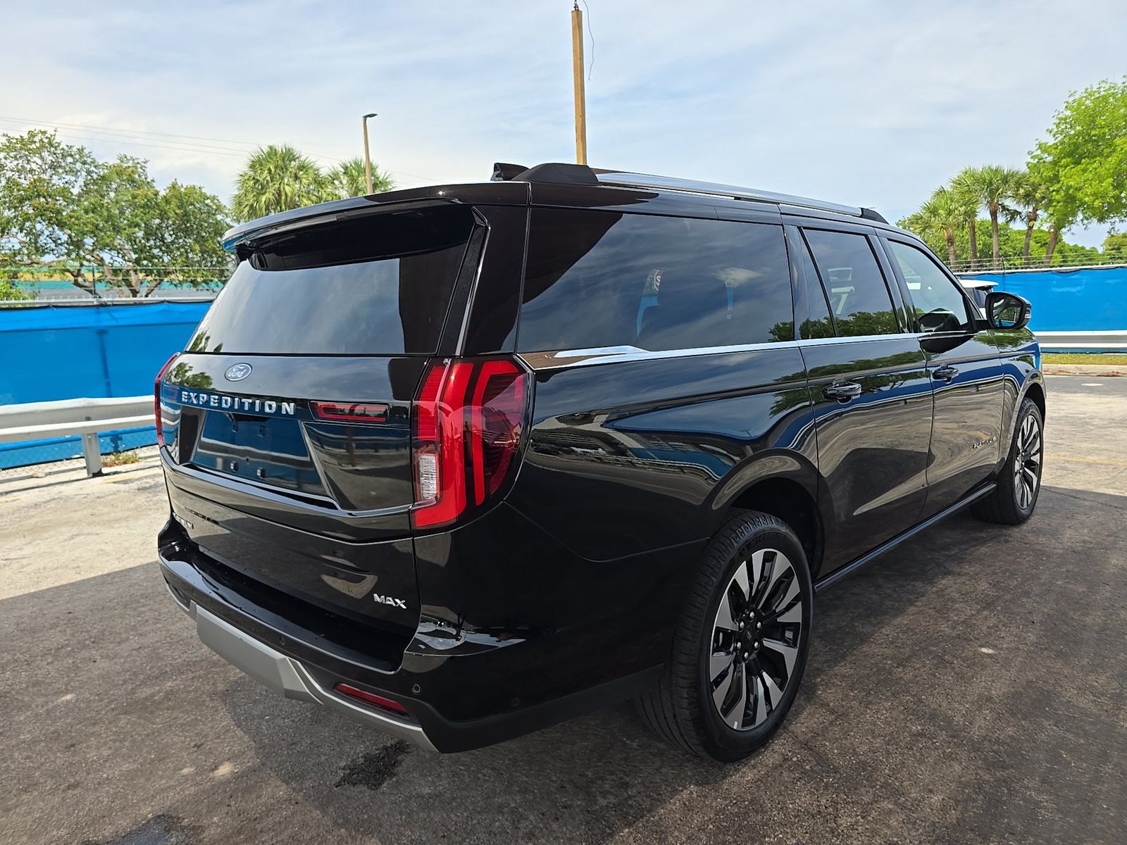 FORD EXPEDITION MAX - 5