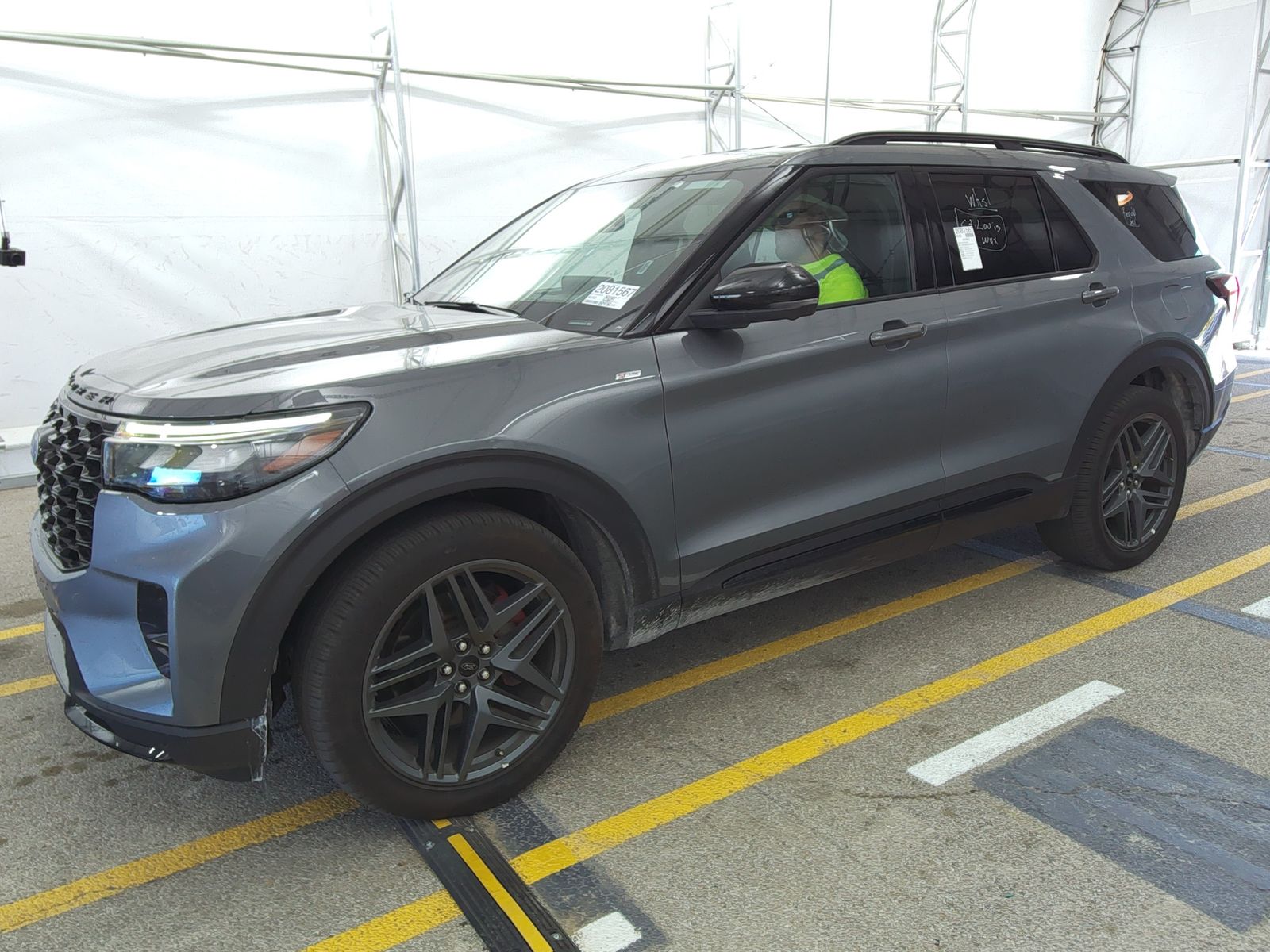 FORD EXPLORER - 1