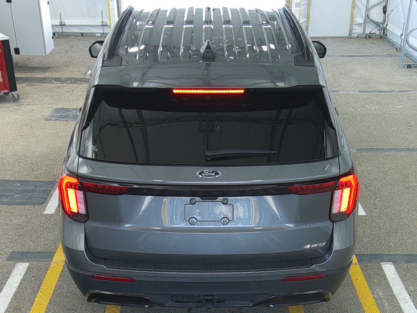 FORD EXPLORER - 6