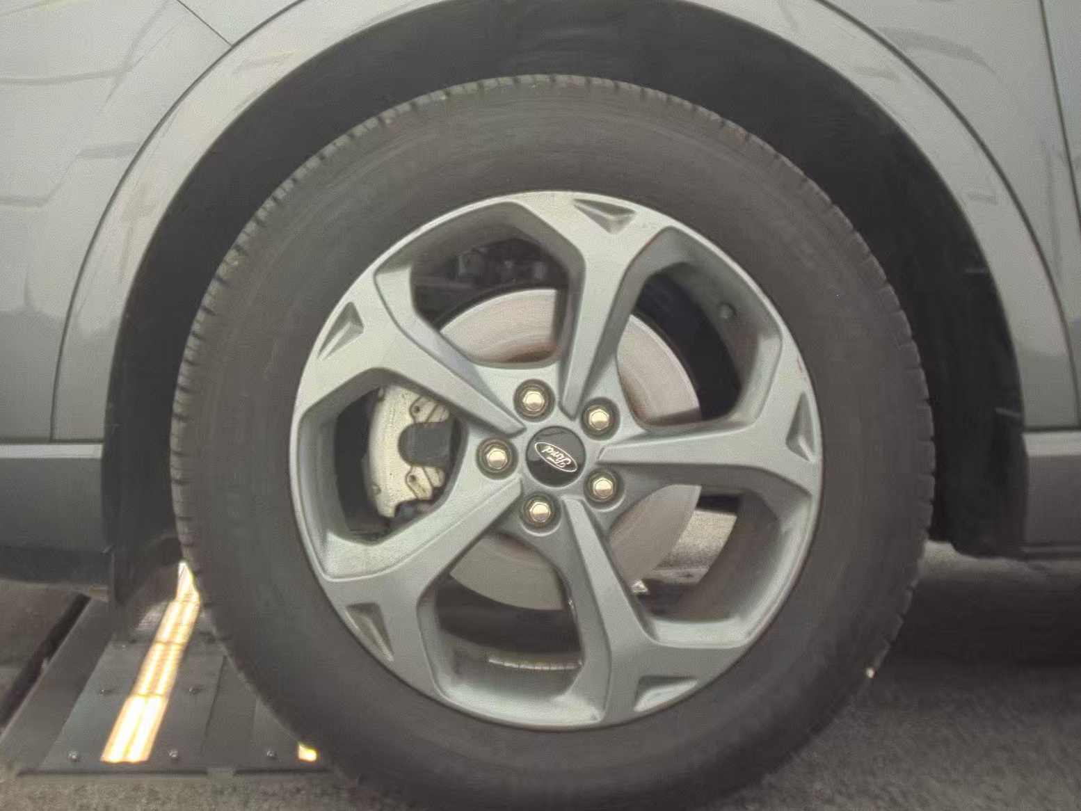 FORD ESCAPE - 10