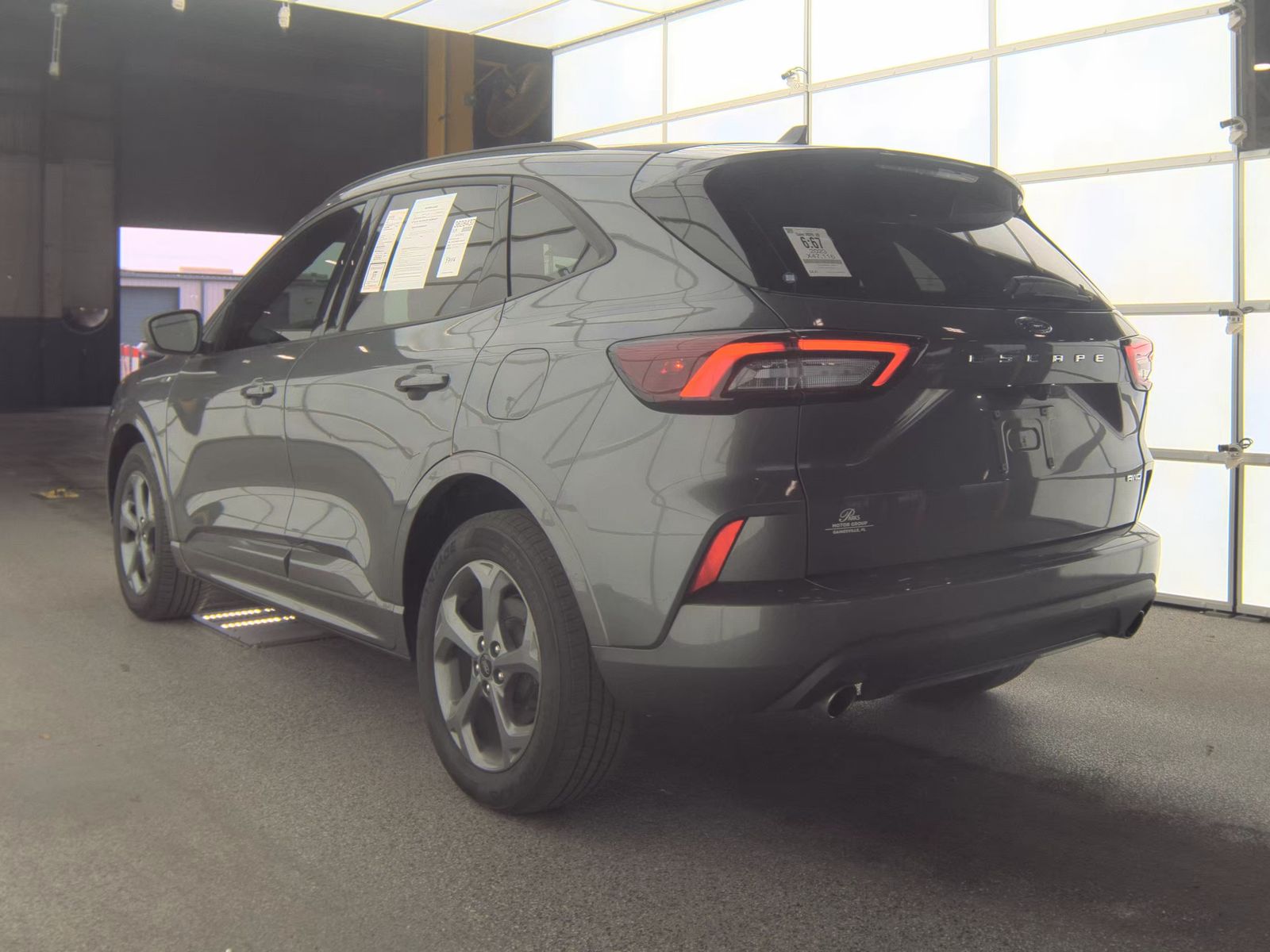 FORD ESCAPE - 9