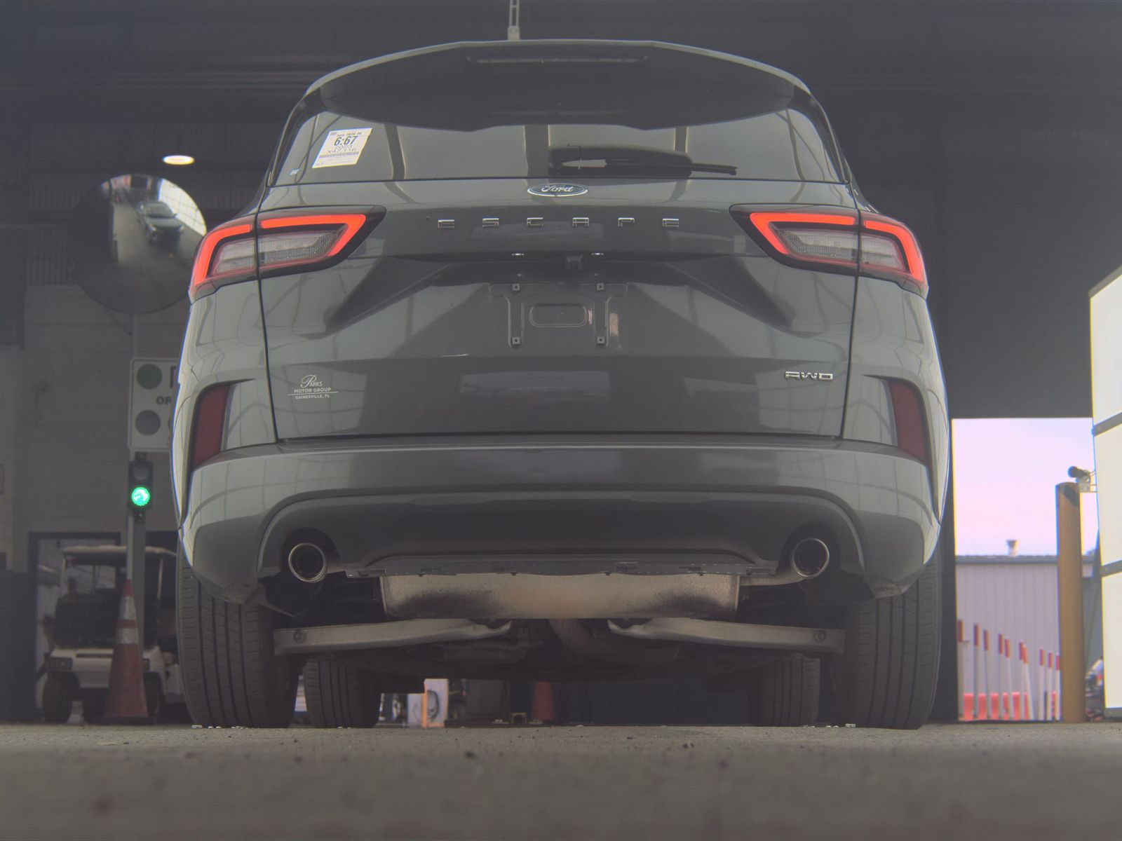 FORD ESCAPE - 8